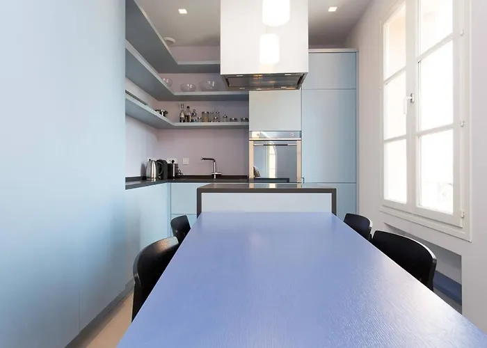 شقة Pure & Chic 2beds/2baths In Centre! كان